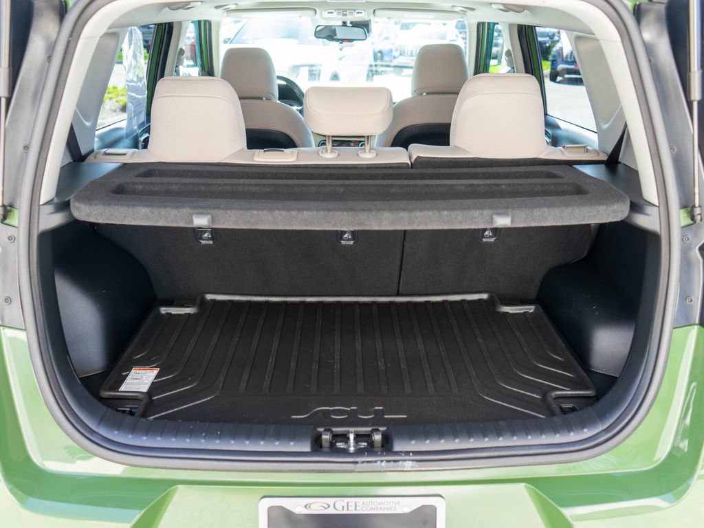 Certified 2023 Kia Soul EX image 32