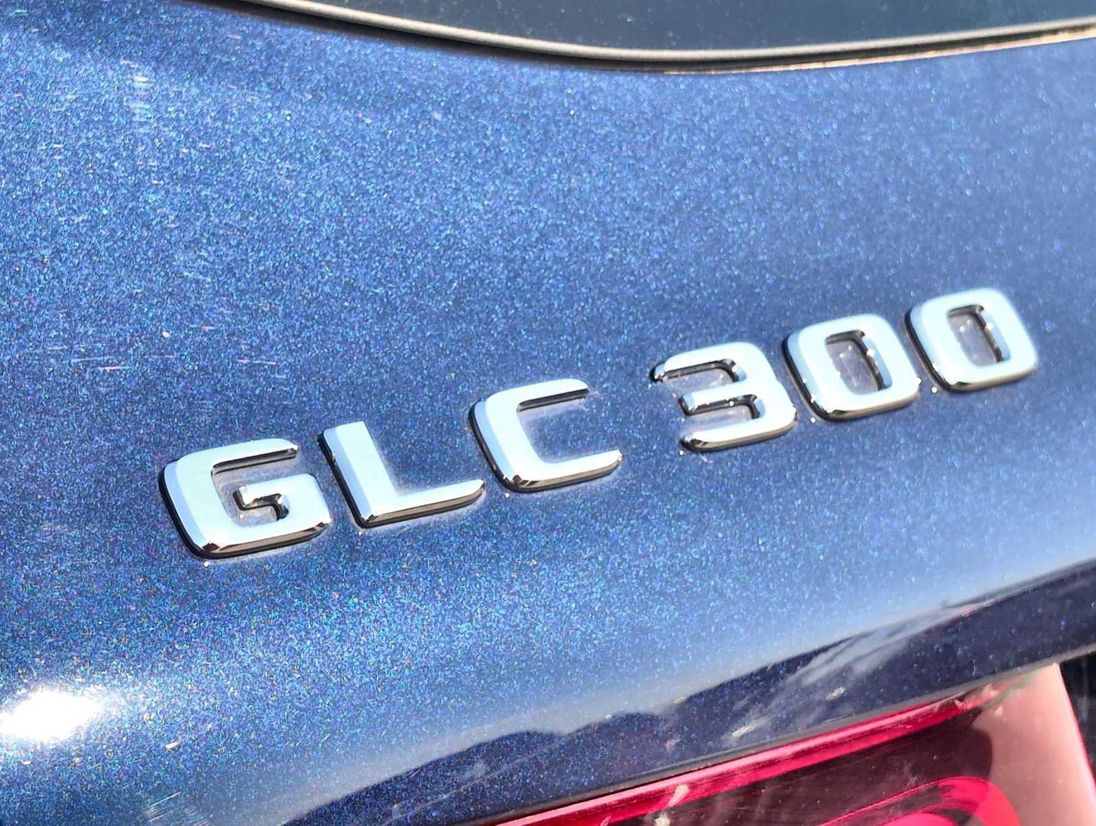 Used 2022 Mercedes-Benz GLC 300 4MATIC image 13
