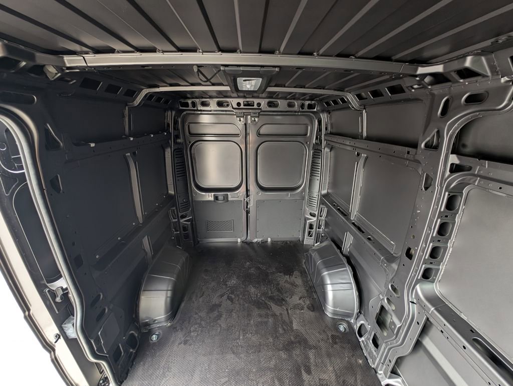 New 2026 RAM ProMaster 1500 w/ Quick Order Package 22G SLT image 40