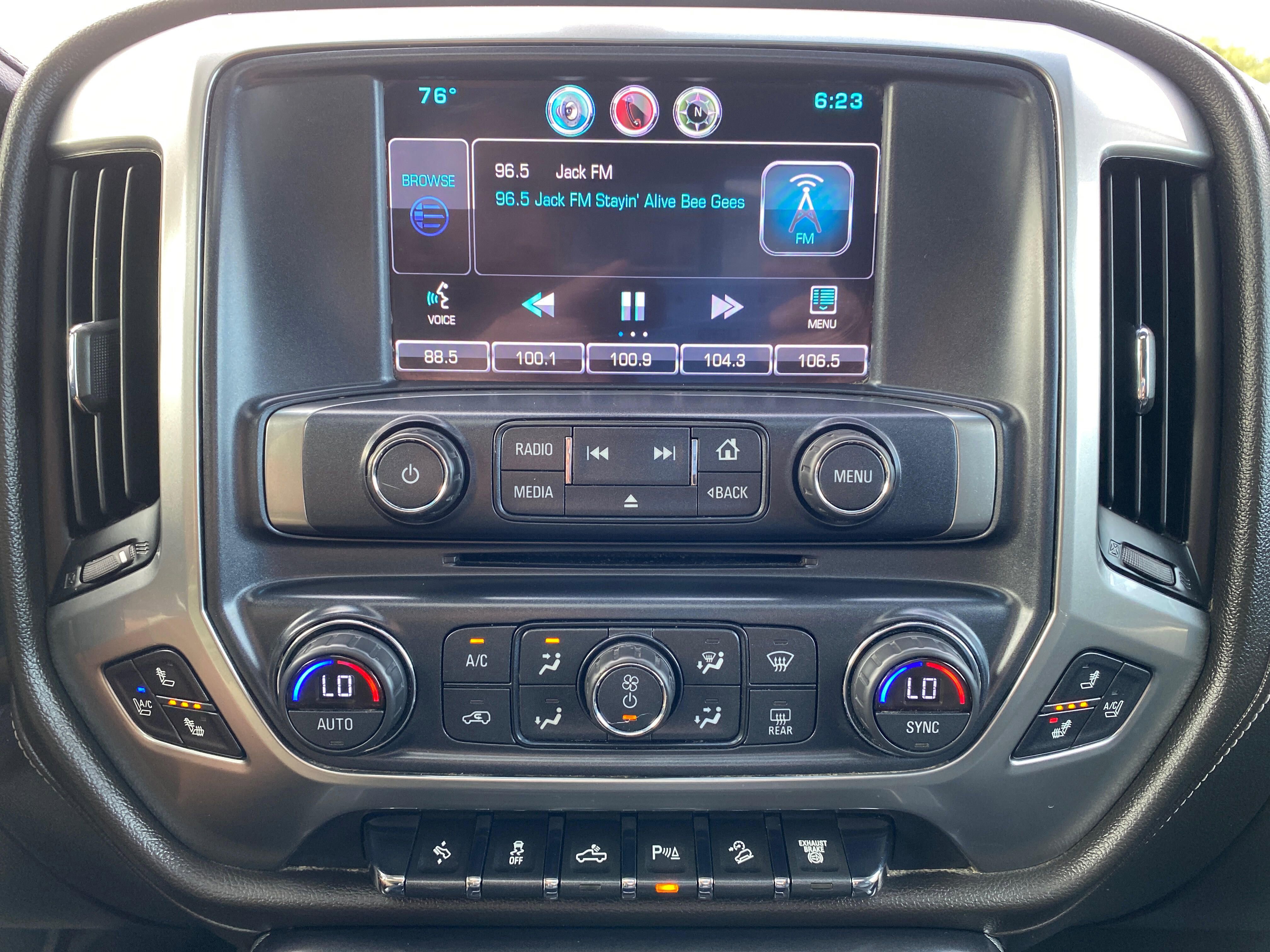 Used 2015 Chevrolet Silverado 3500 LTZ image 18