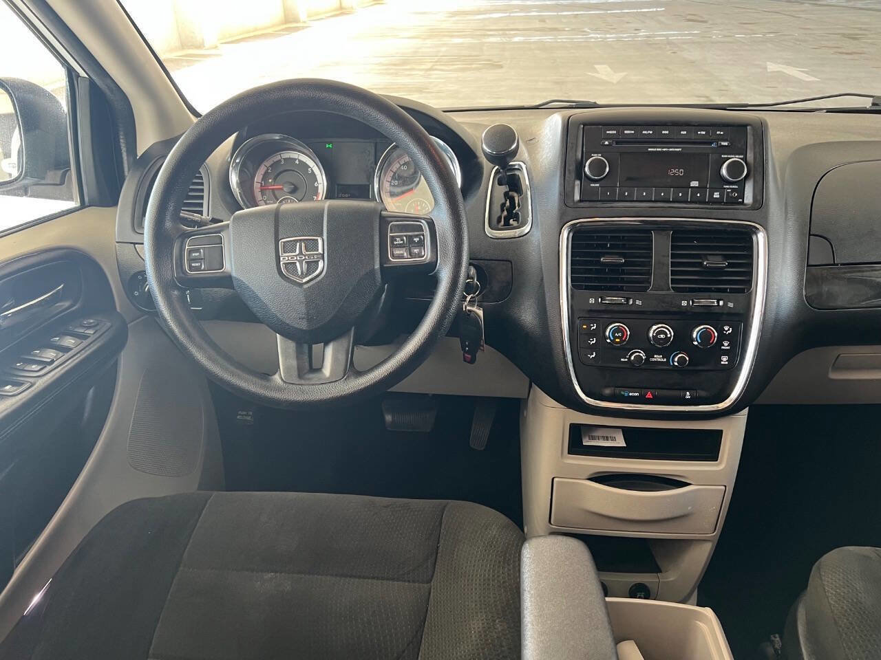 Used 2015 Dodge Grand Caravan SE w/ Quick Order Package 29E SE FWD image 13