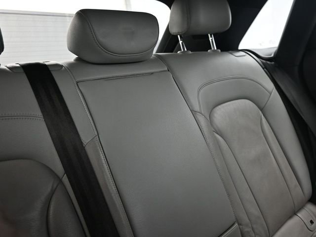 Used 2018 Audi Q3 2.0T Premium FWD image 23