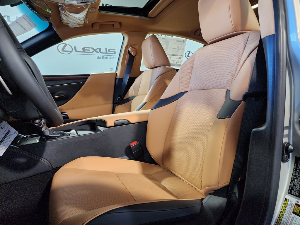 New 2025 Lexus ES 350 w/ Premium Package image 15