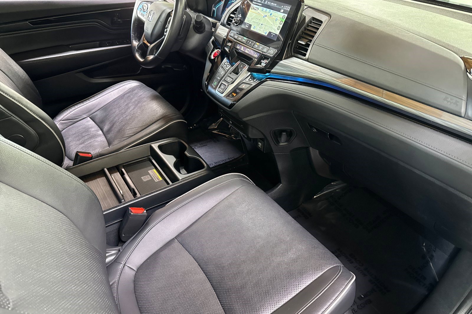 Certified 2024 Honda Odyssey Elite image 16