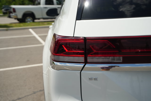 Used 2024 Volkswagen Atlas SE AWD/4WD image 41