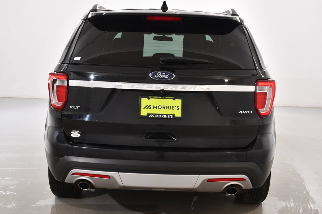 Used 2017 Ford Explorer XLT AWD/4WD image 13