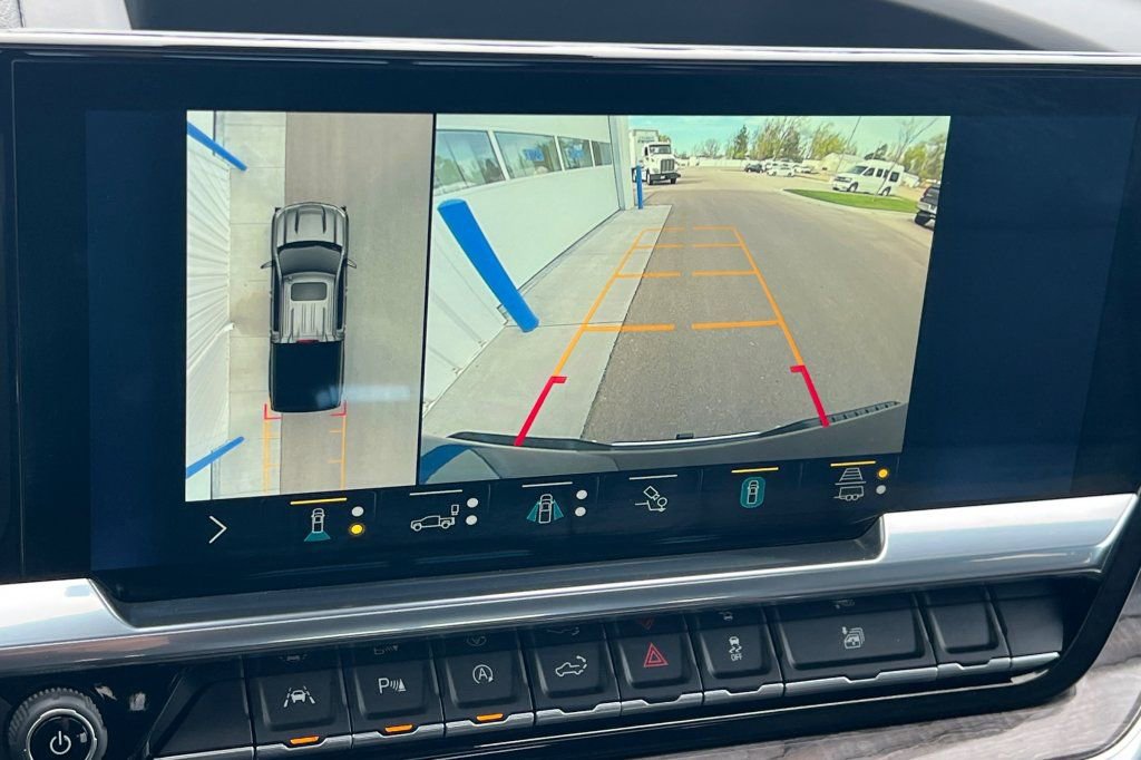 Used 2022 Chevrolet Silverado 1500 LTZ w/ LTZ Premium Package image 15