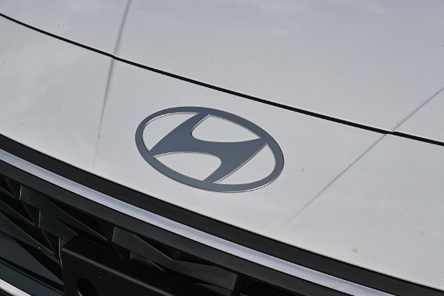 Used 2026 Hyundai Elantra Sport FWD image 13