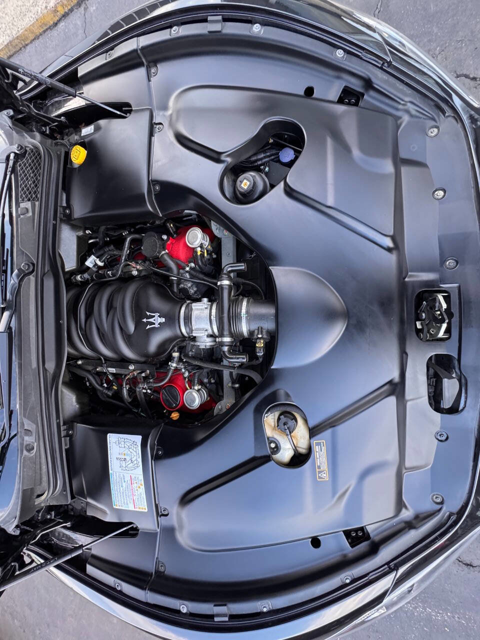 Used 2016 Maserati GranTurismo Sport image 34