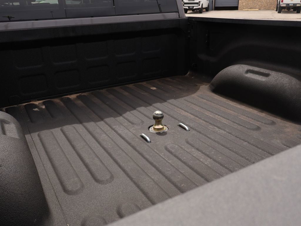 Used 2025 RAM 2500 Laramie AWD/4WD image 10