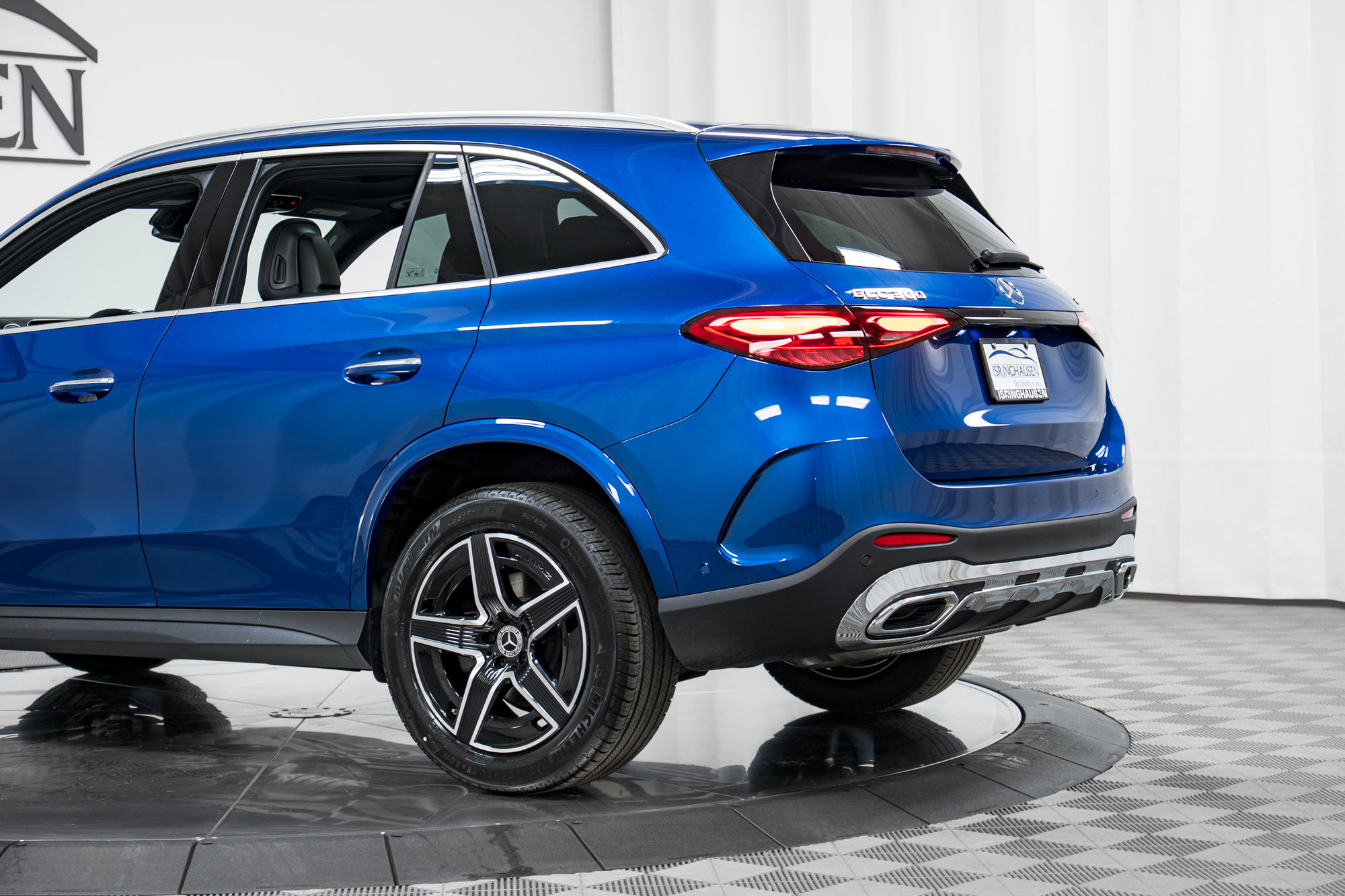 New 2026 Mercedes-Benz GLC 300 4MATIC image 29