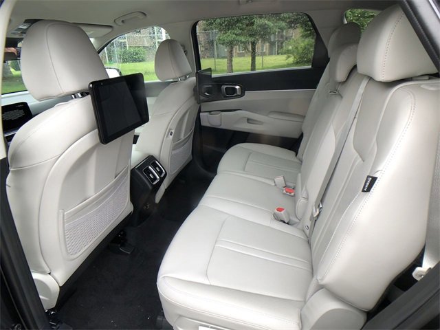 New 2025 Kia Sorento S image 22