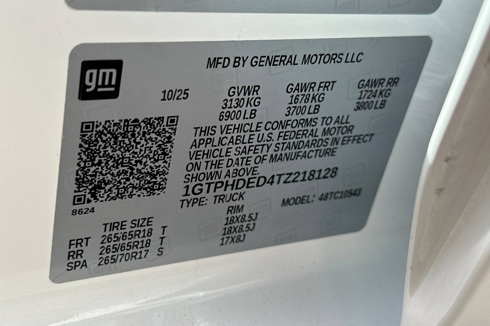 Certified 2026 GMC Sierra 1500 SLT RWD image 40