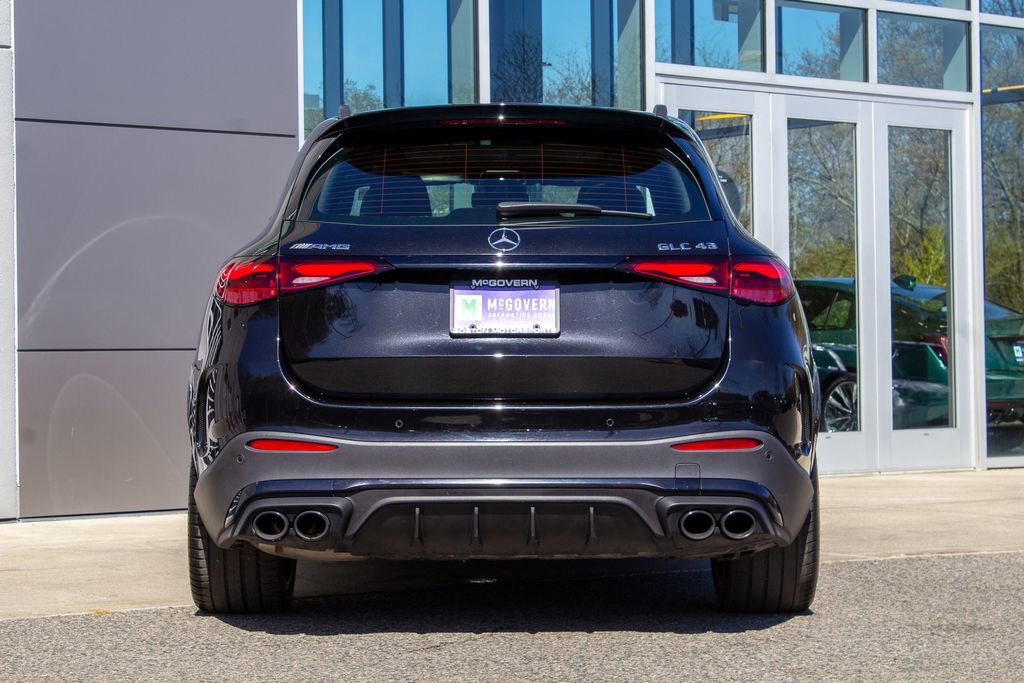 Used 2025 Mercedes-Benz GLC 43 AMG 4MATIC image 11