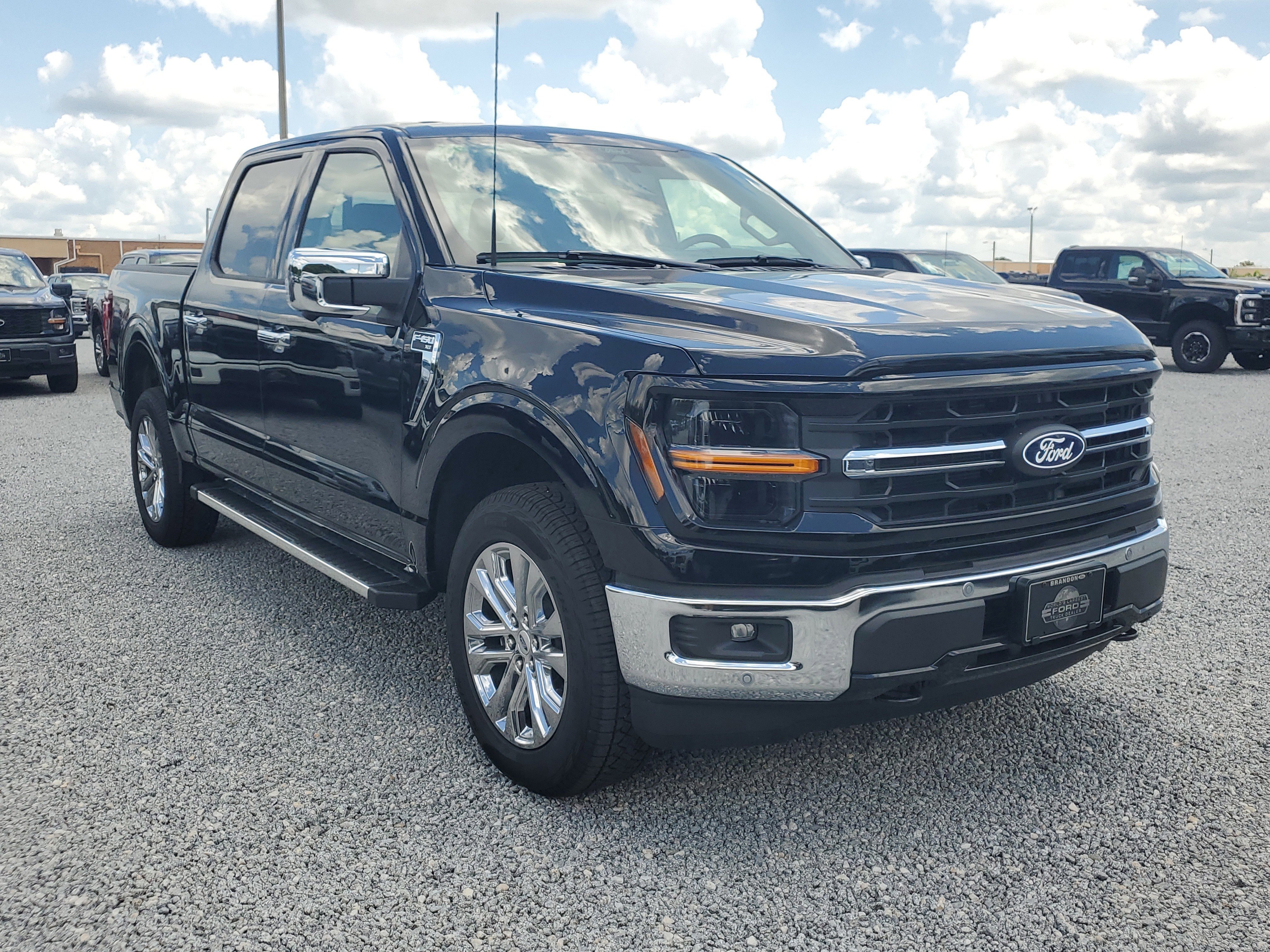 New 2025 Ford F150 XLT w/ Equipment Group 302A MID image 3