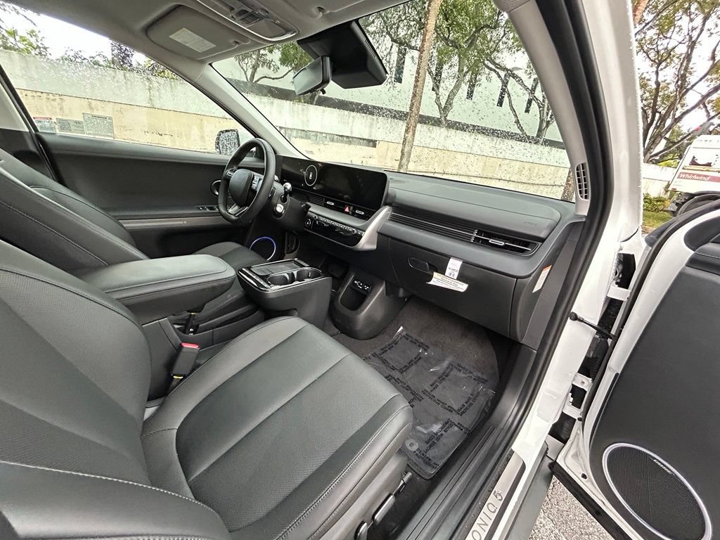 Used 2025 Hyundai Ioniq 5 Limited RWD image 36