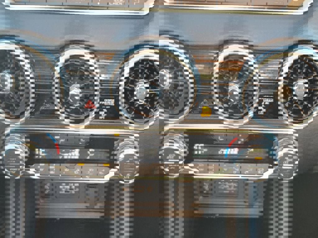 Certified 2024 Nissan Sentra SR w/ Trunk Package image 18