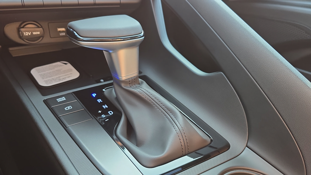 New 2026 Hyundai Elantra SEL Sport FWD image 22