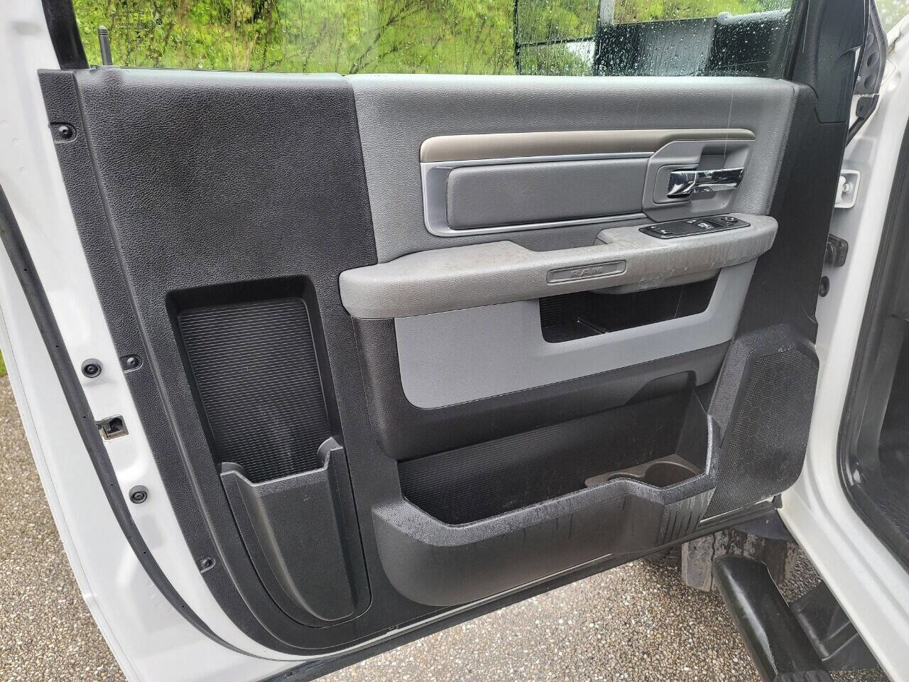 Used 2017 RAM 5500 Tradesman w/ Payload Upgrade Package image 44