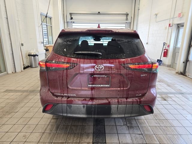 New 2026 Toyota Highlander XLE image 4
