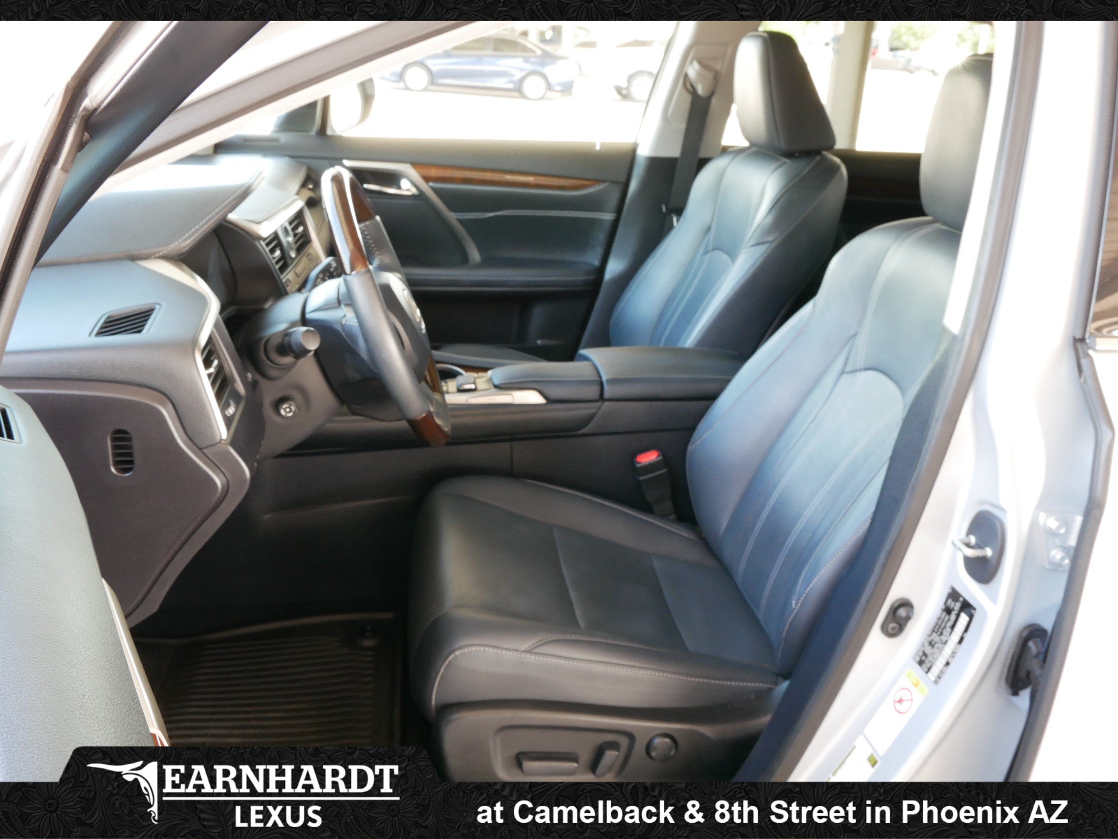 Used 2017 Lexus RX 350 AWD w/ Premium Package image 2