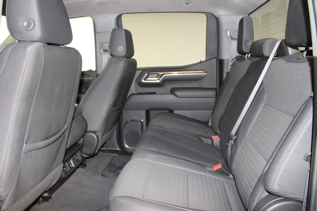 Used 2024 Chevrolet Silverado 1500 LT image 22