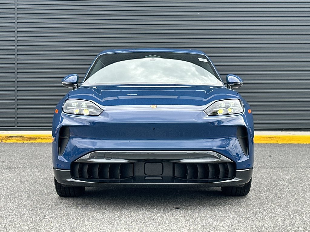 New 2026 Porsche Cayenne Electric AWD/4WD image 6