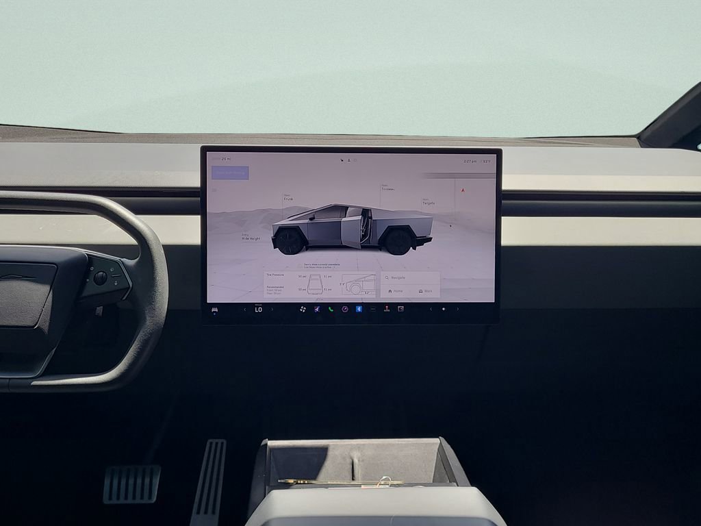 Used 2024 Tesla Cybertruck AWD Crew Cab image 25