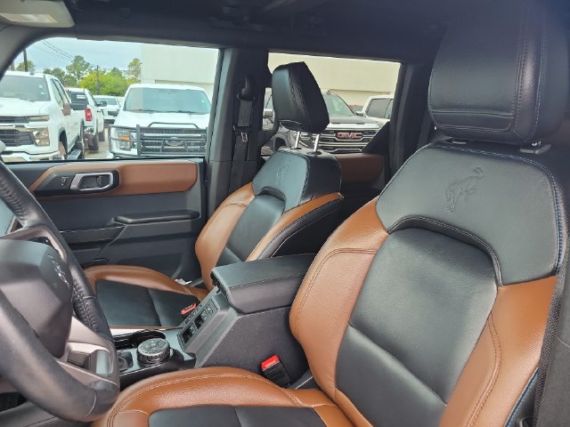 Used 2024 Ford Bronco Outer Banks AWD/4WD image 12