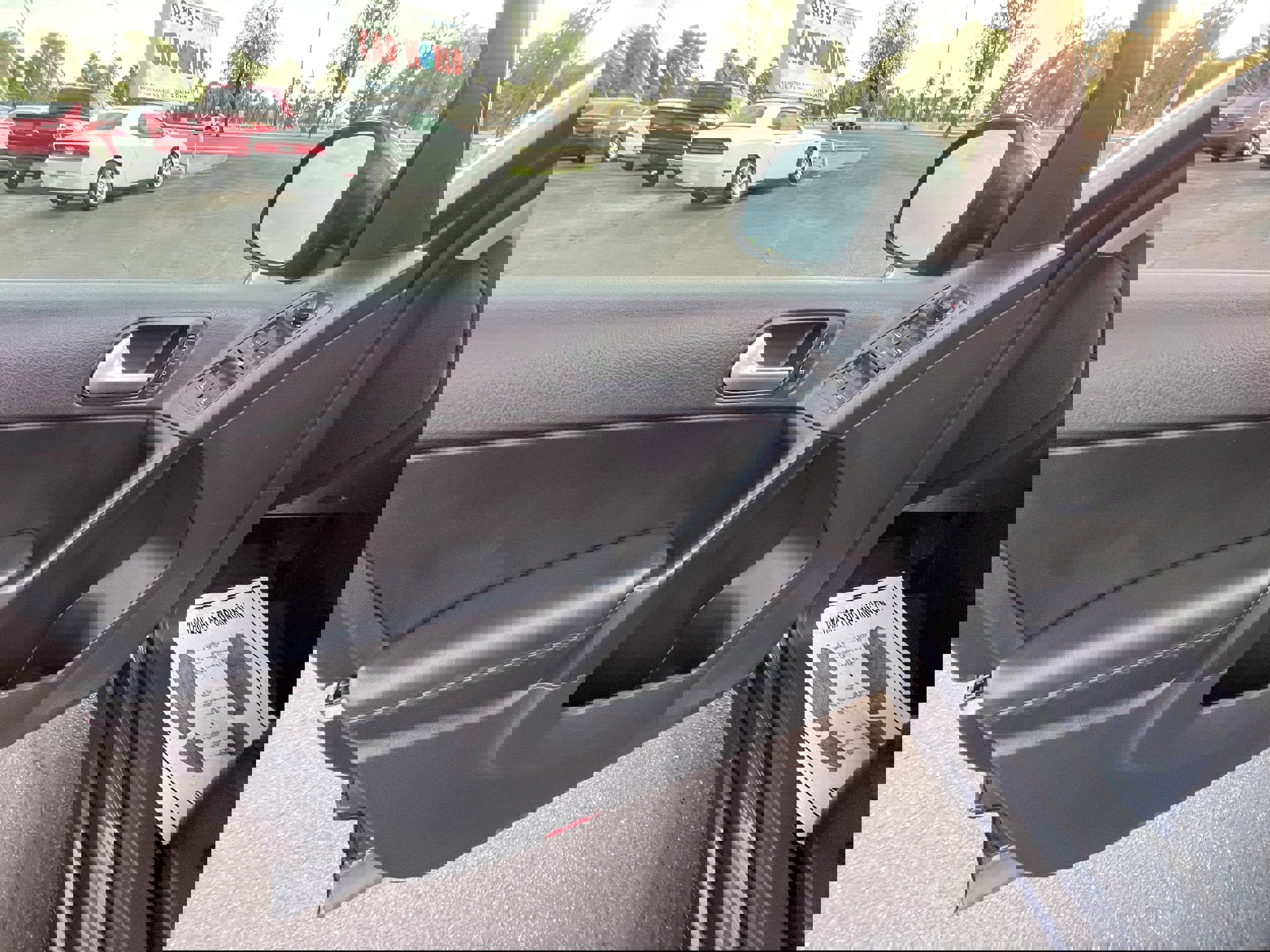 Used 2016 Volkswagen Tiguan S image 13