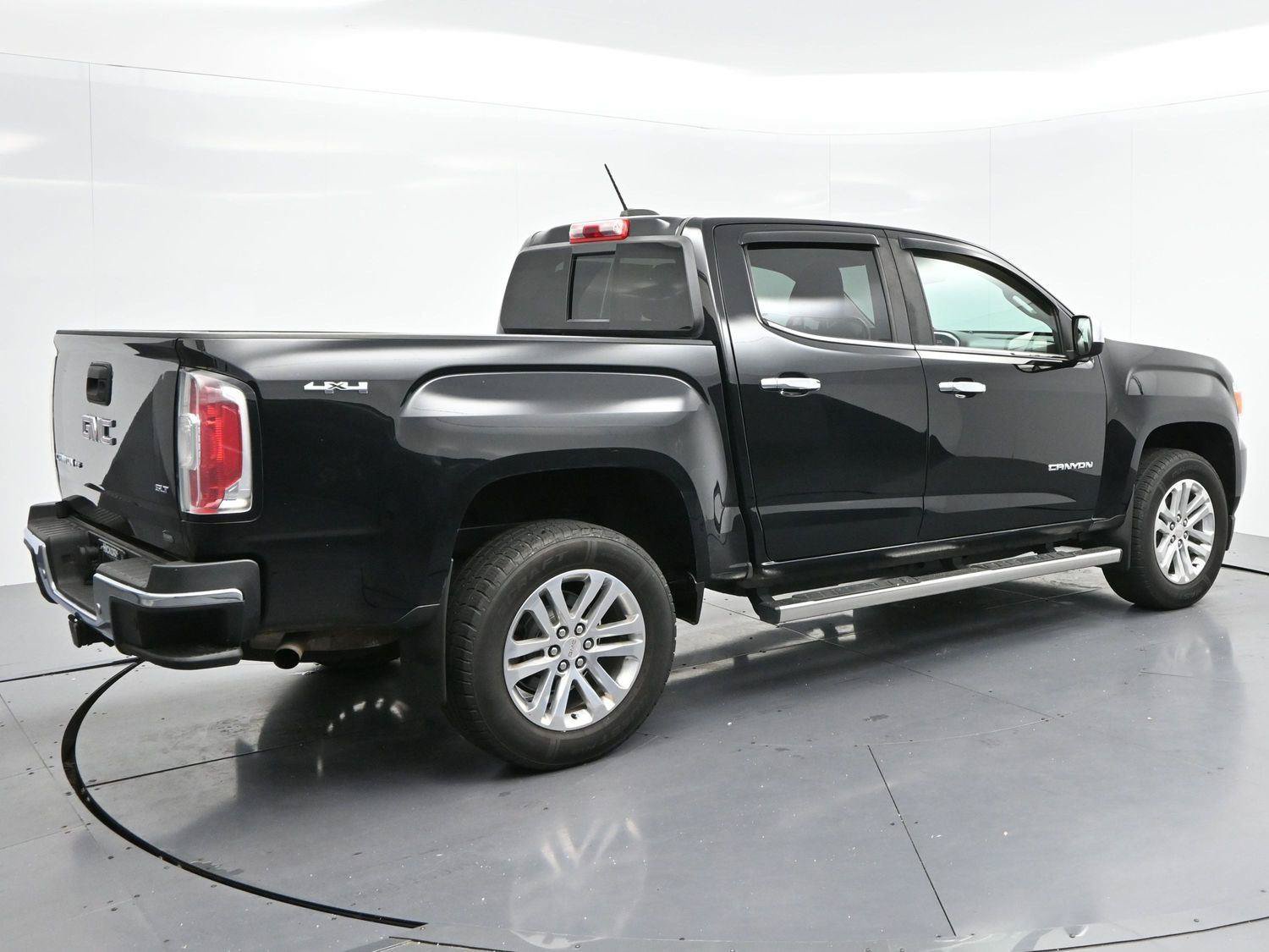 Used 2019 GMC Canyon SLT w/ Driver Alert Package AWD/4WD image 7