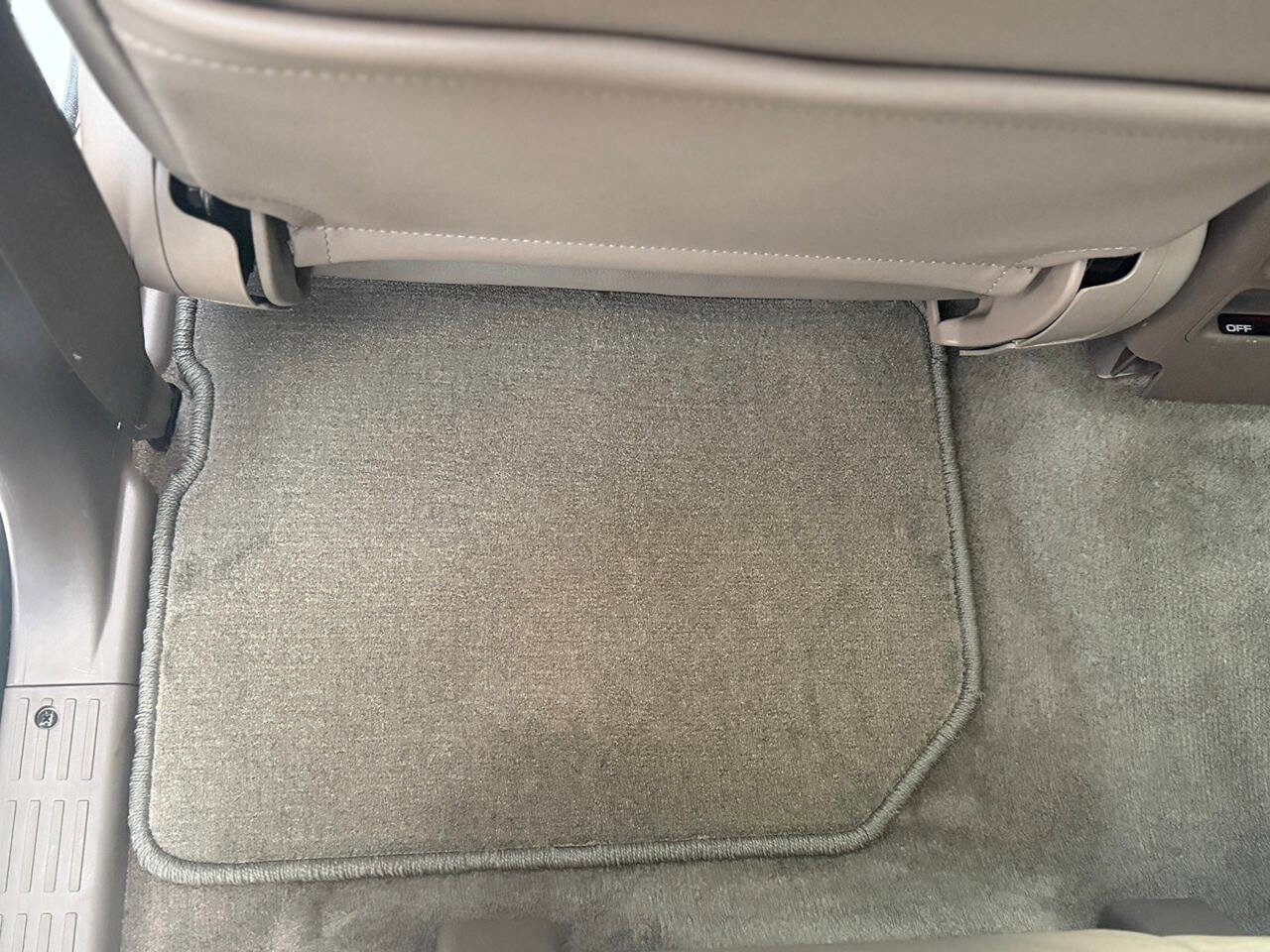 Used 2001 Toyota 4Runner SR5 image 37