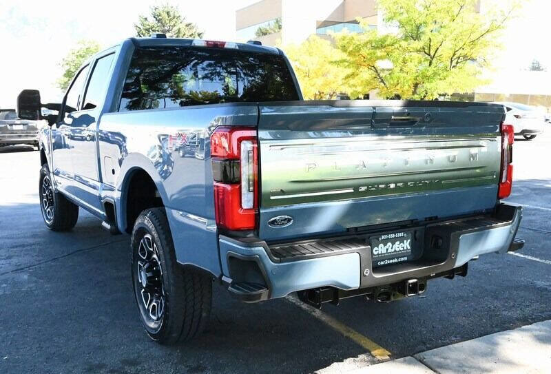 Used 2023 Ford F350 Platinum image 6