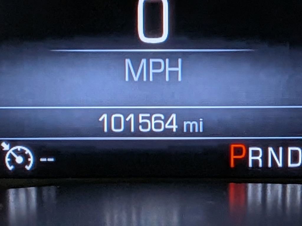 Used 2015 GMC Canyon SLT w/ Driver Alert Package image 16