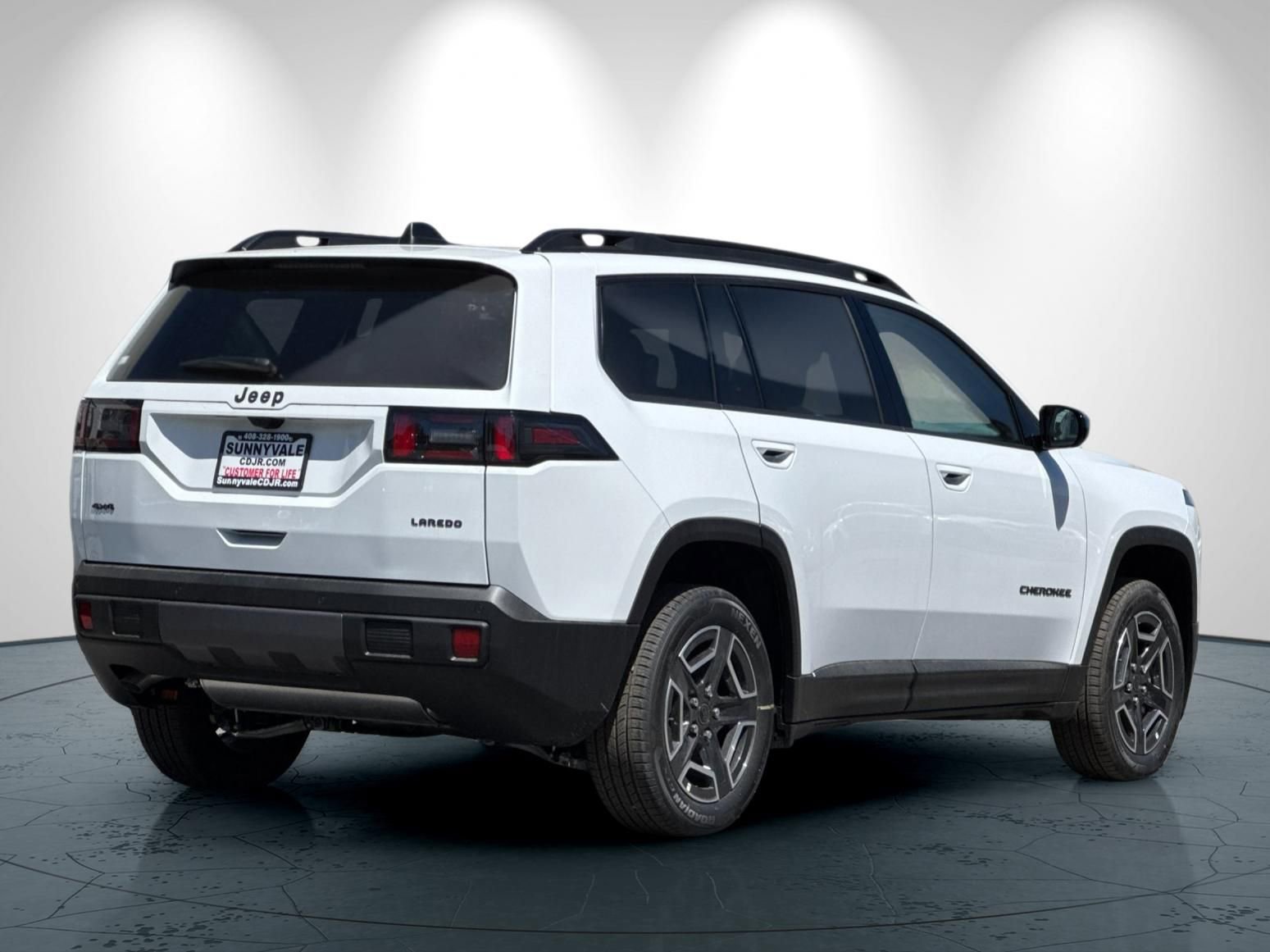 New 2026 Jeep Cherokee Laredo AWD/4WD image 4