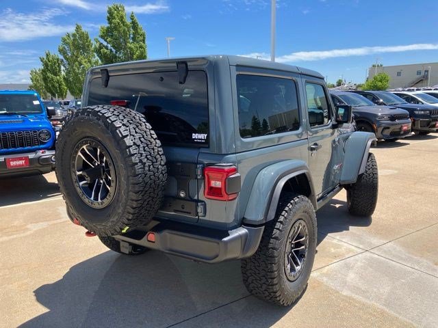 New 2026 Jeep Wrangler Rubicon w/ Xtreme 35 Tire Package AWD/4WD image 6