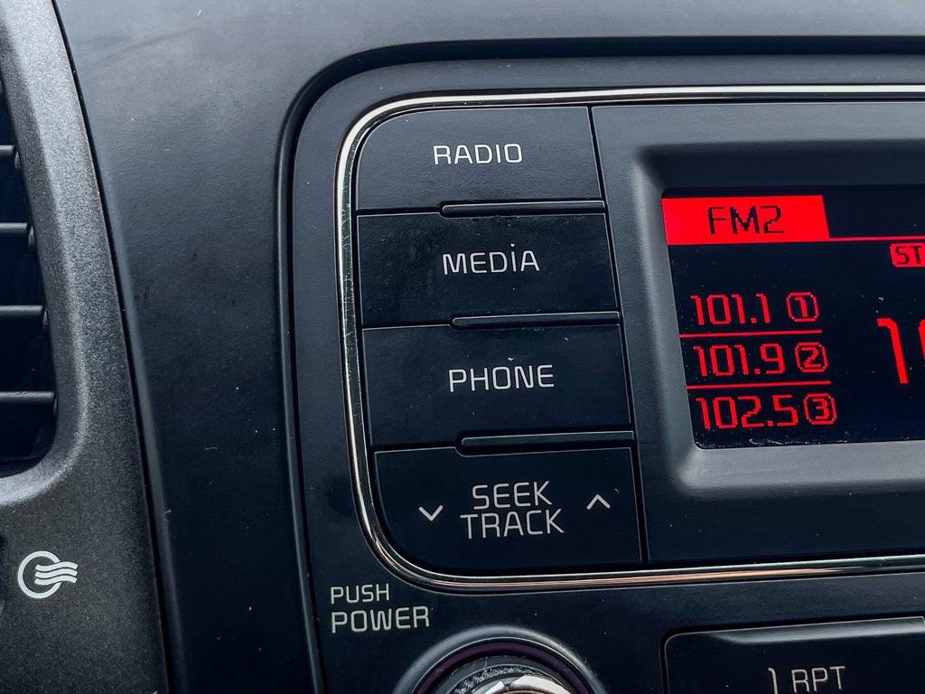 Used 2016 Kia Forte LX image 26