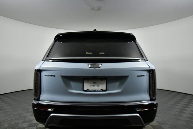 New 2026 Cadillac Vistiq Sport w/ LPO, Floor Liner Package image 4