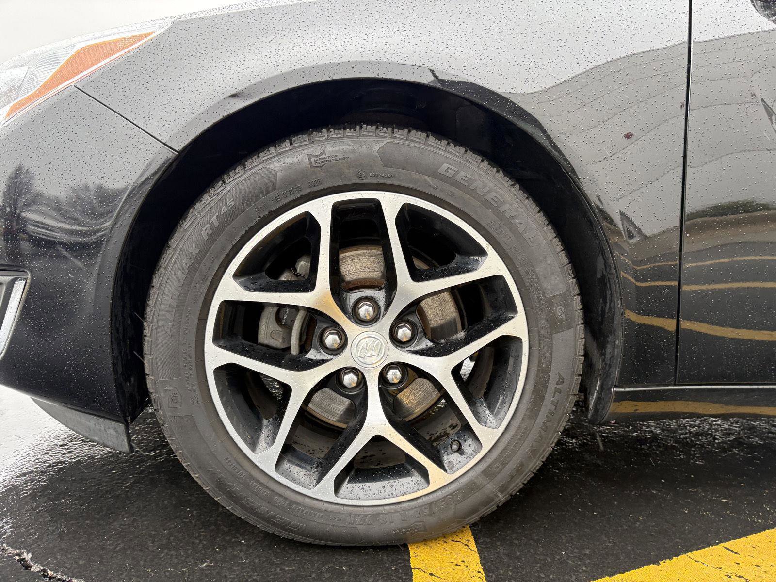 Used 2017 Buick Regal Sport Touring image 26