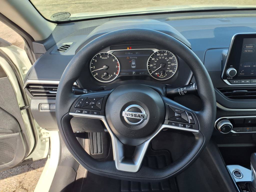 Used 2022 Nissan Altima 2.5 SV AWD/4WD image 14