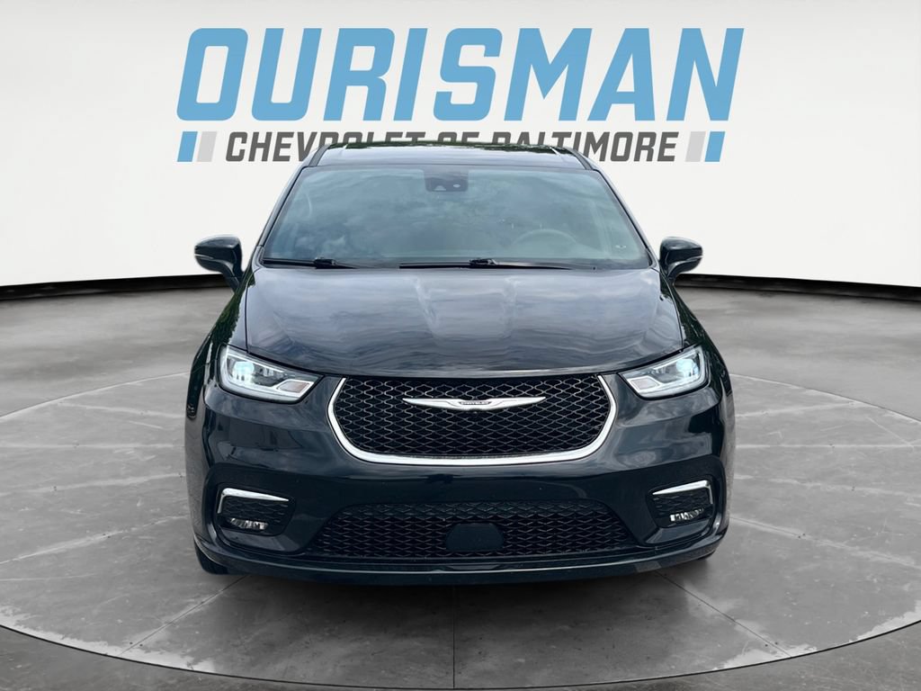 Used 2025 Chrysler Pacifica Select FWD image 8