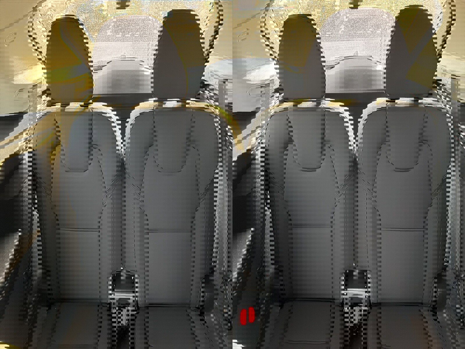 New 2026 Volvo XC90 B5 Core w/ Protection Package Premier image 19