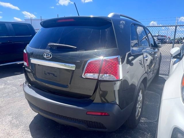 Used 2011 Kia Sorento 2WD w/ Convenience Pkg image 7