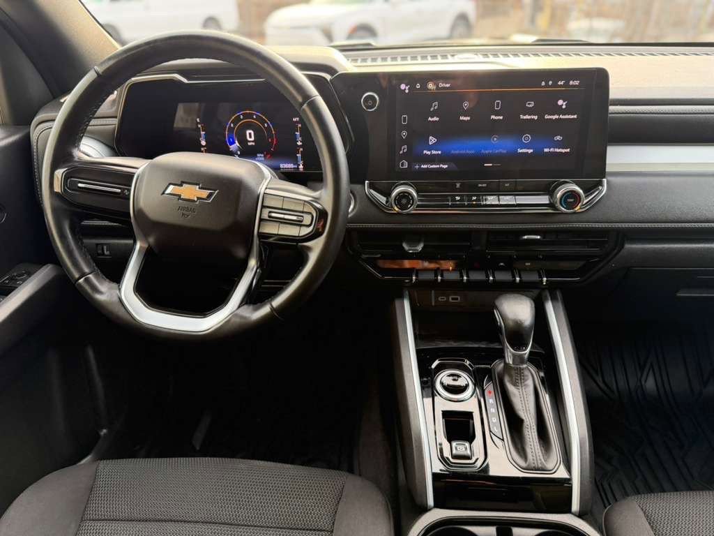 Used 2023 Chevrolet Colorado LT AWD/4WD image 19