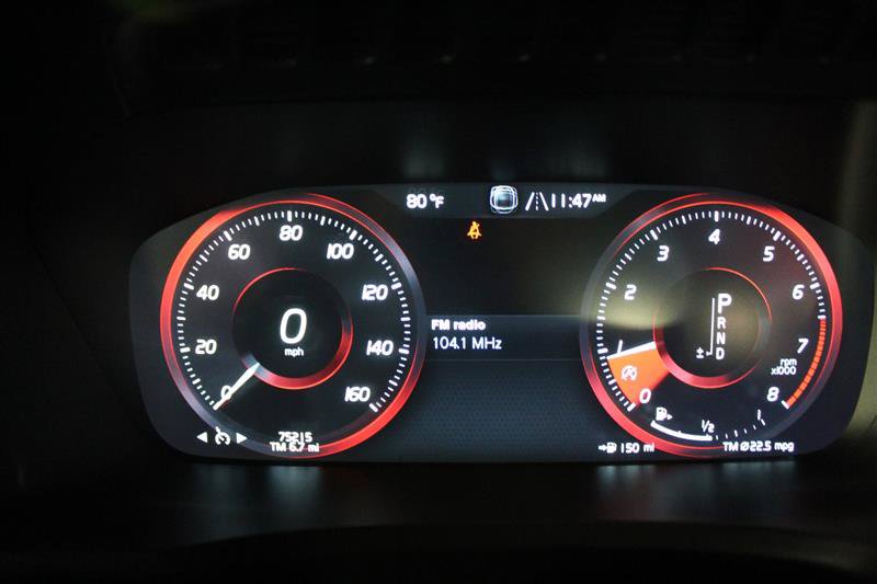 Used 2017 Volvo XC90 T5 Momentum AWD/4WD image 17