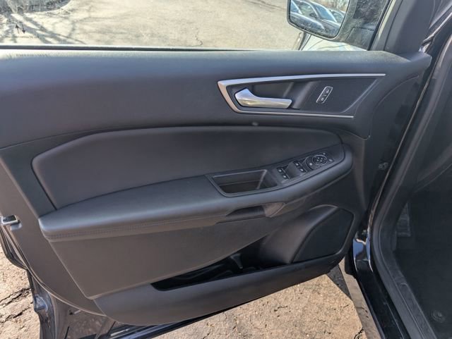 Used 2022 Ford Edge SEL w/ Convenience Package image 14