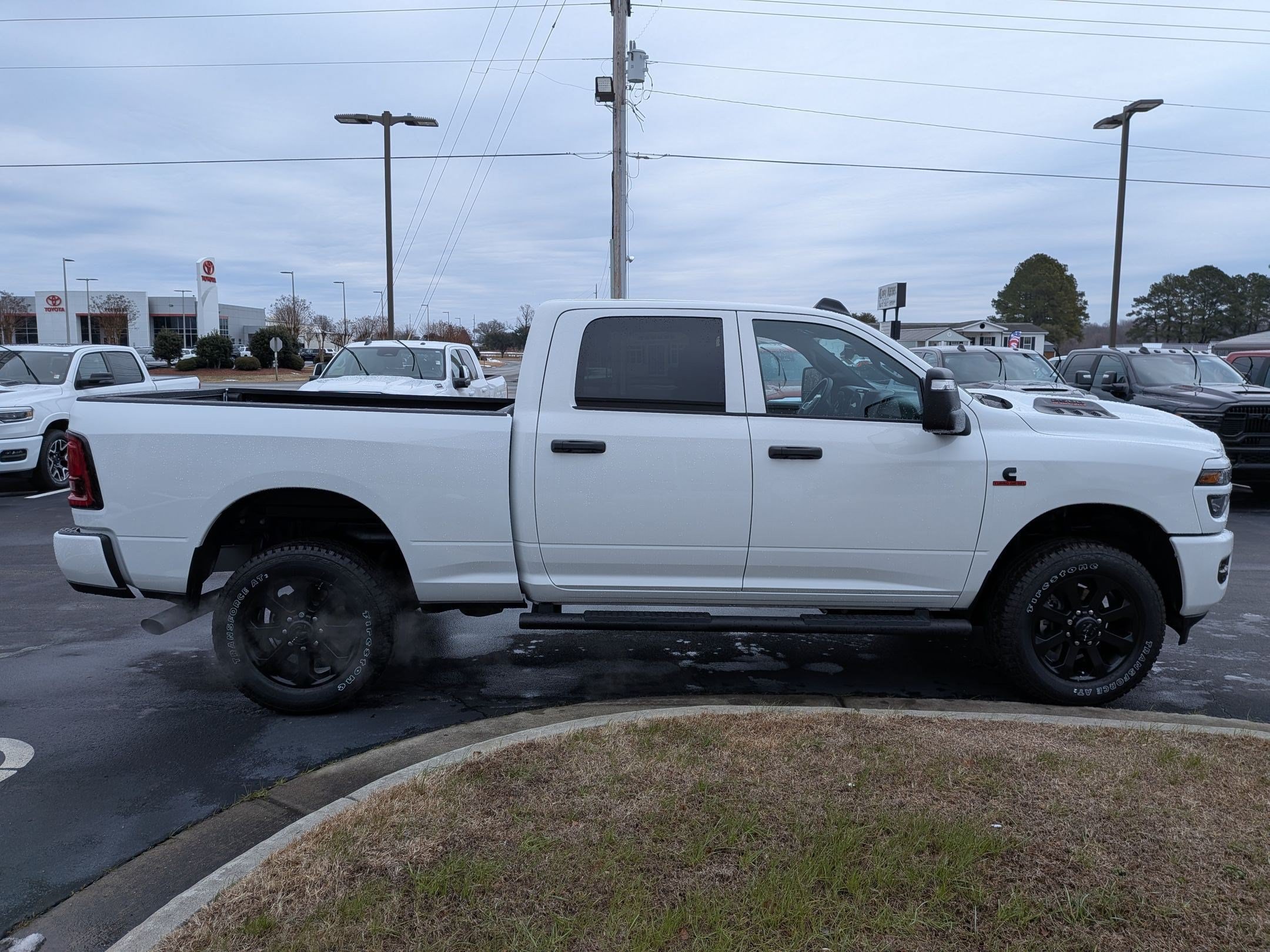 New 2026 RAM 2500 Tradesman AWD/4WD image 4