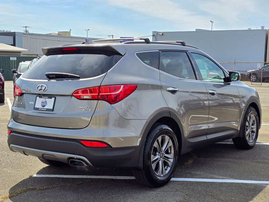 Used 2016 Hyundai Santa Fe Sport w/ Option Group 02 AWD/4WD image 5