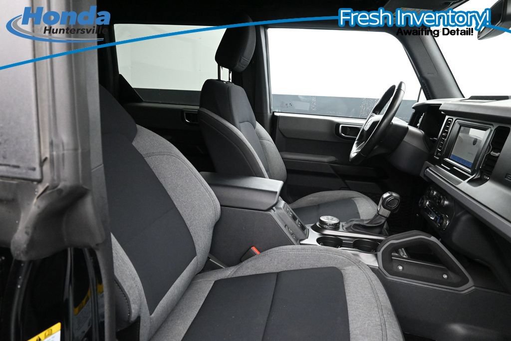 Used 2023 Ford Bronco Big Bend w/ Sasquatch Package AWD/4WD image 12