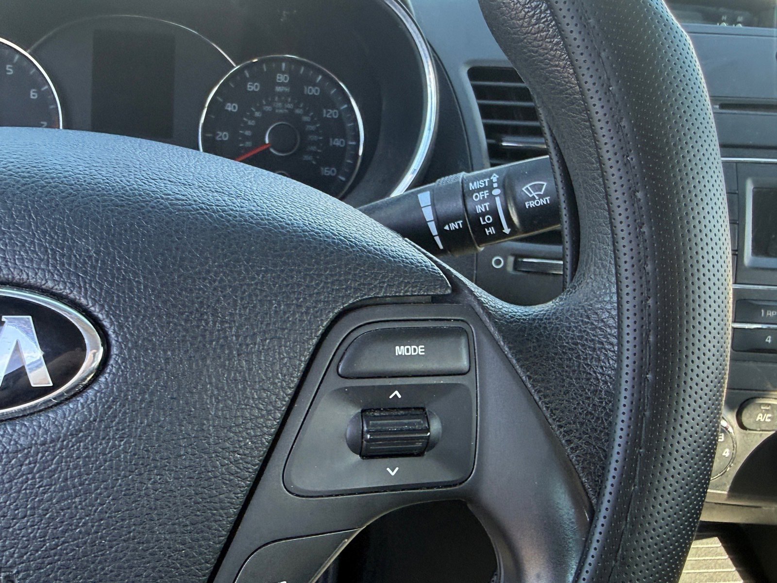 Used 2016 Kia Forte LX image 10